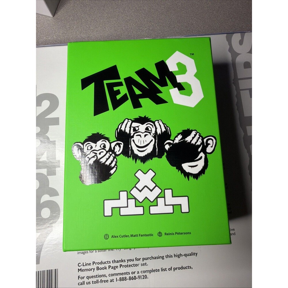 Team3 Green Cooperative Board Game by Brain Games Complete Puzzle Party Game